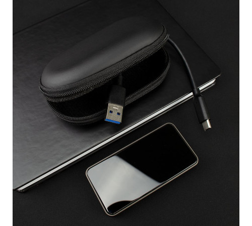 Внешний SSD диск Drop Light, с подсветкой гравировки, 512 Гб Внешний SSD диск Drop Light, с подсветкой гравировки, 512 Гб
