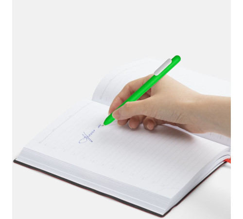 Ручка шариковая Swiper Soft Touch, зеленая с белым Ручка шариковая Swiper Soft Touch, зеленая с белым
